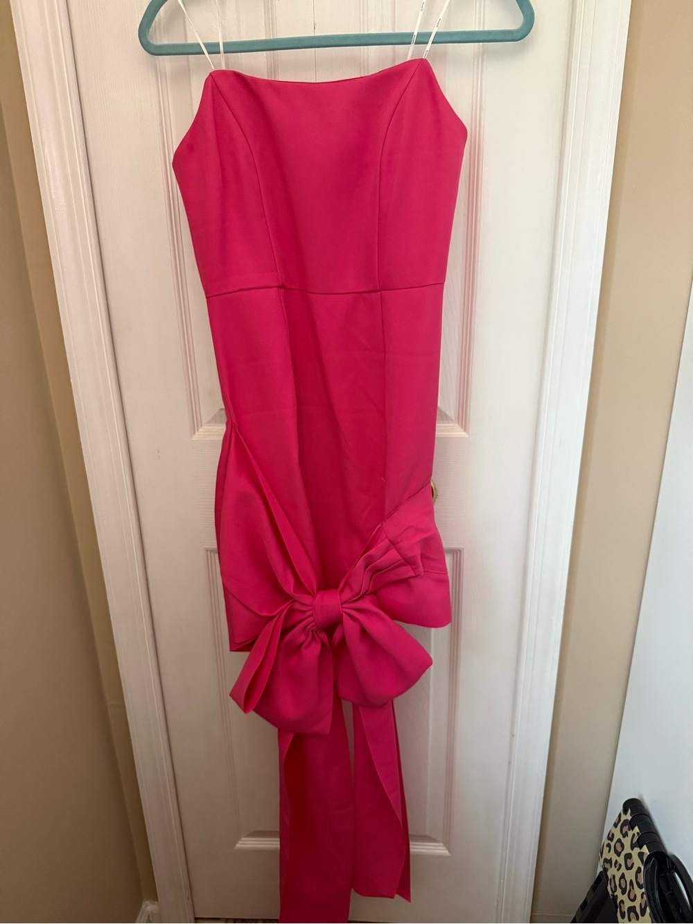 NWT Elliatt Strapless Fuchsia Midi Dress with Oversized Bow